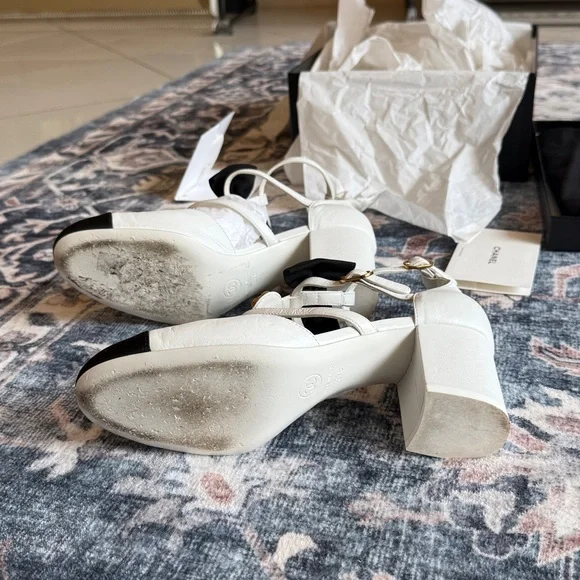 Authentic Chanel Camelia Lambskin & Grosgrain T-Strap Mary Jane Pumps size 37 - Picture 11 of 17